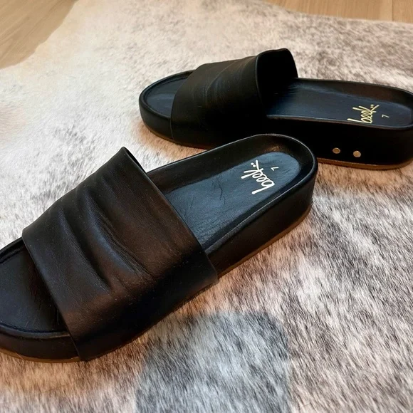 beek PELICAN Leather Slide Sandals - Picture 8 of 8